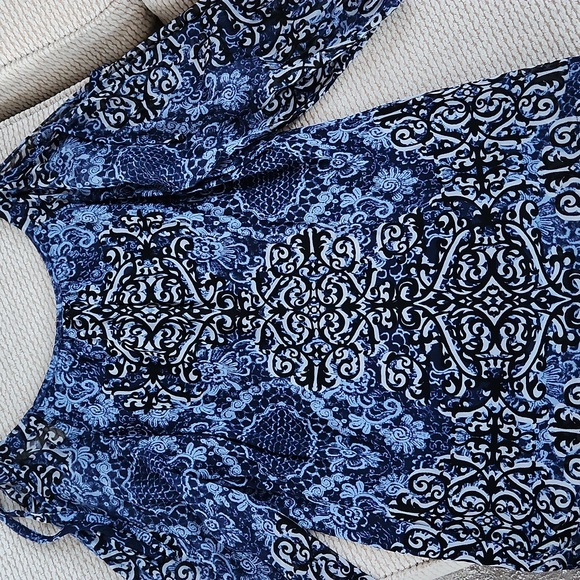 INC Medium Open Shoulder Top With 3/4 Sleeves, Like New - Picture 5 of 5